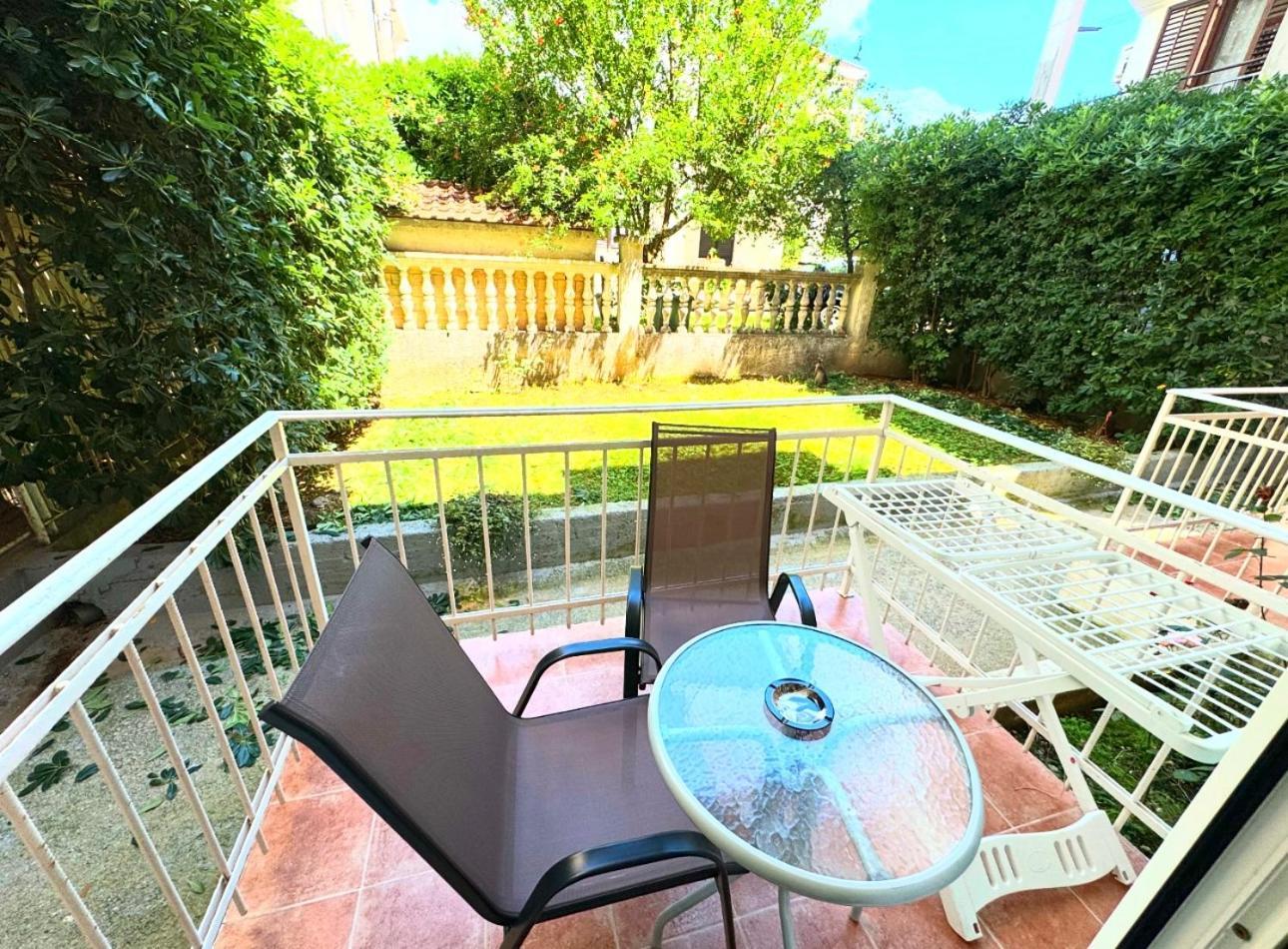 Guesthouse Mb Knezevic Budva Ngoại thất bức ảnh