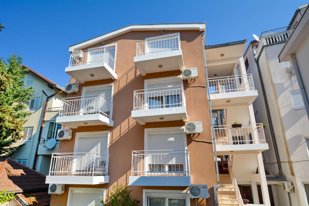 Guesthouse Mb Knezevic Budva Ngoại thất bức ảnh