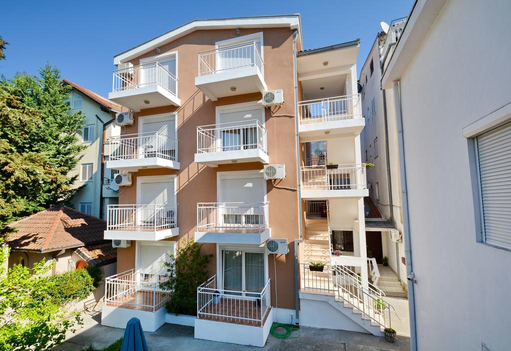 Guesthouse Mb Knezevic Budva Ngoại thất bức ảnh