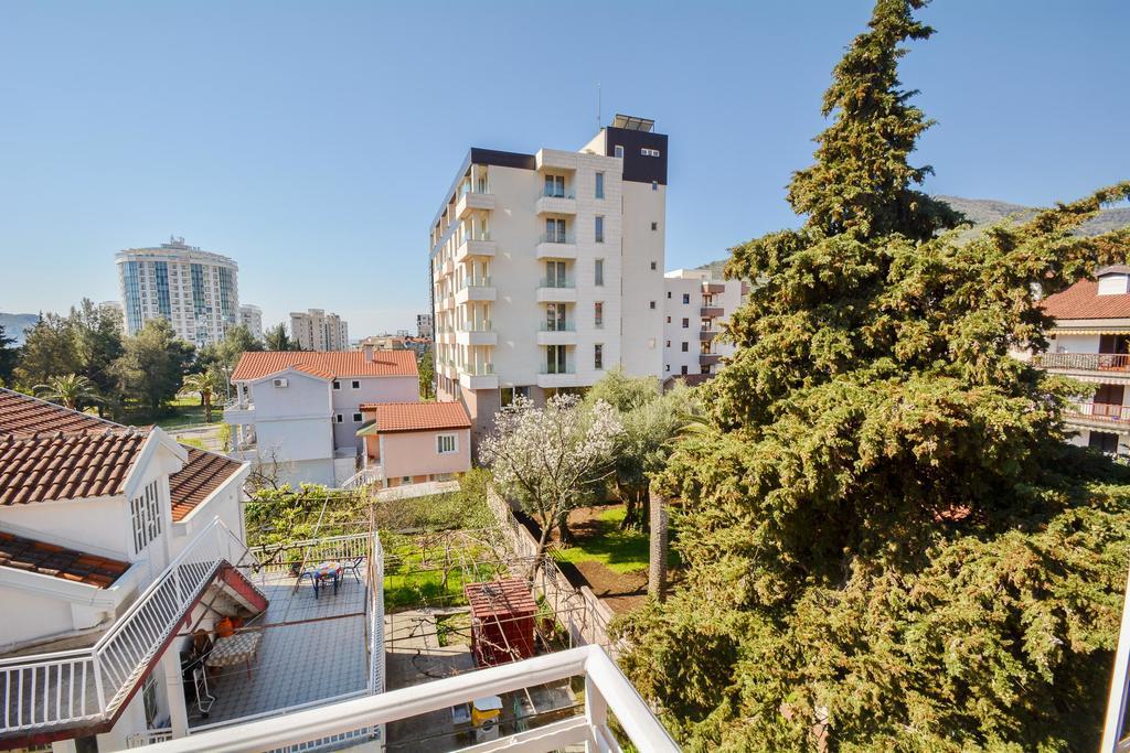 Guesthouse Mb Knezevic Budva Ngoại thất bức ảnh
