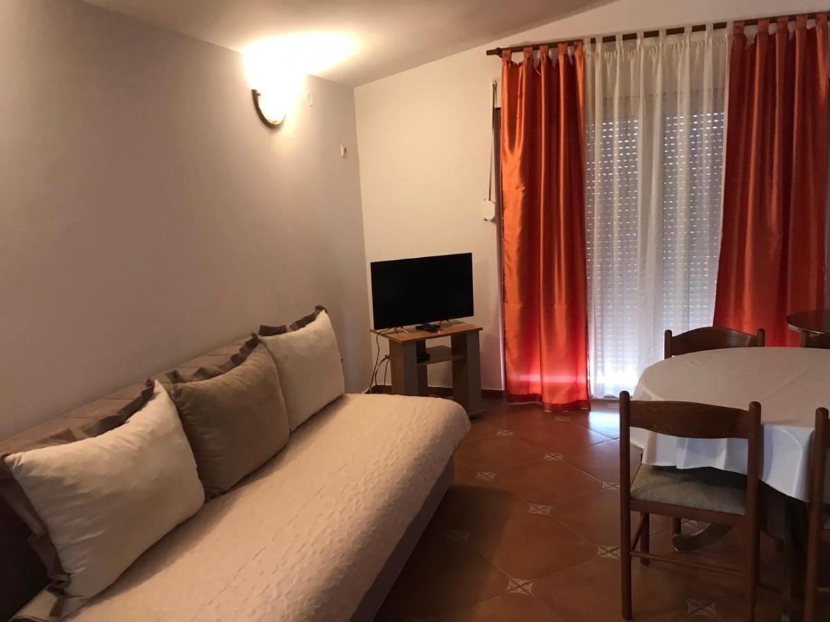 Guesthouse Mb Knezevic Budva Ngoại thất bức ảnh